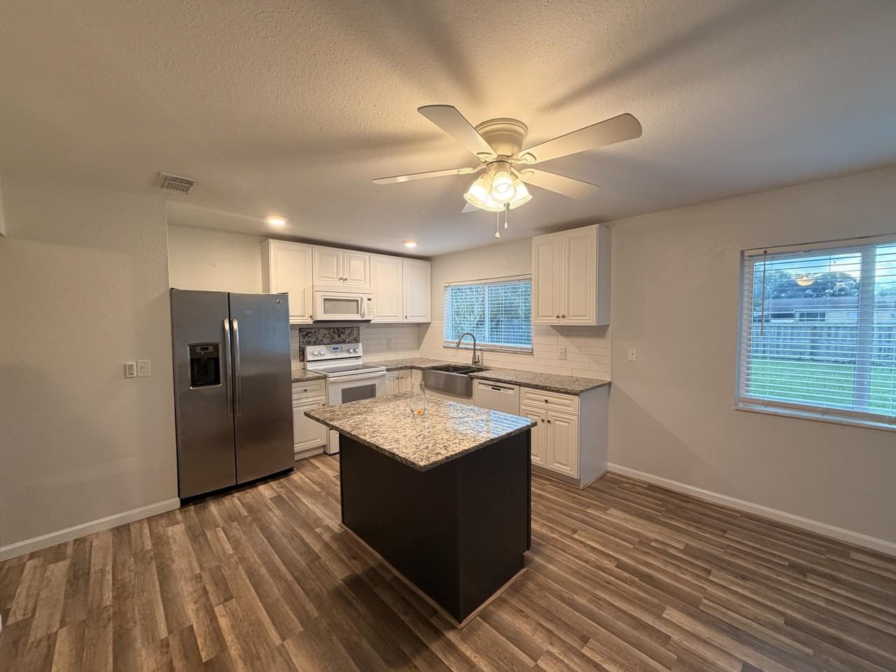 286 Sw Kentwood Rd - Photo 5 of 11