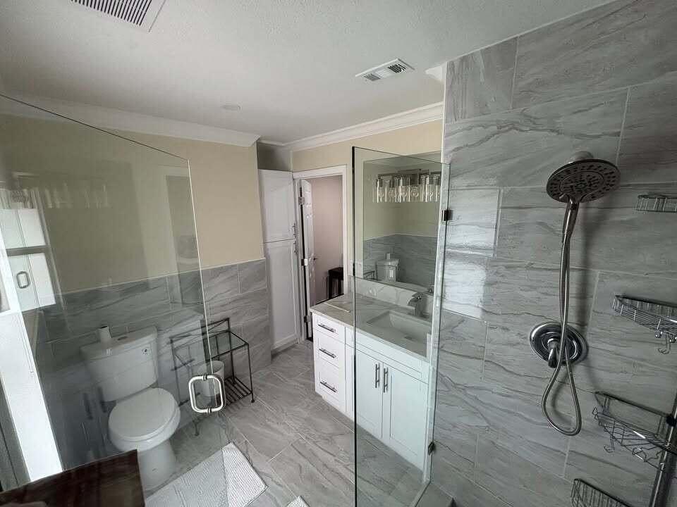 1257 Se Airoso Blvd #C