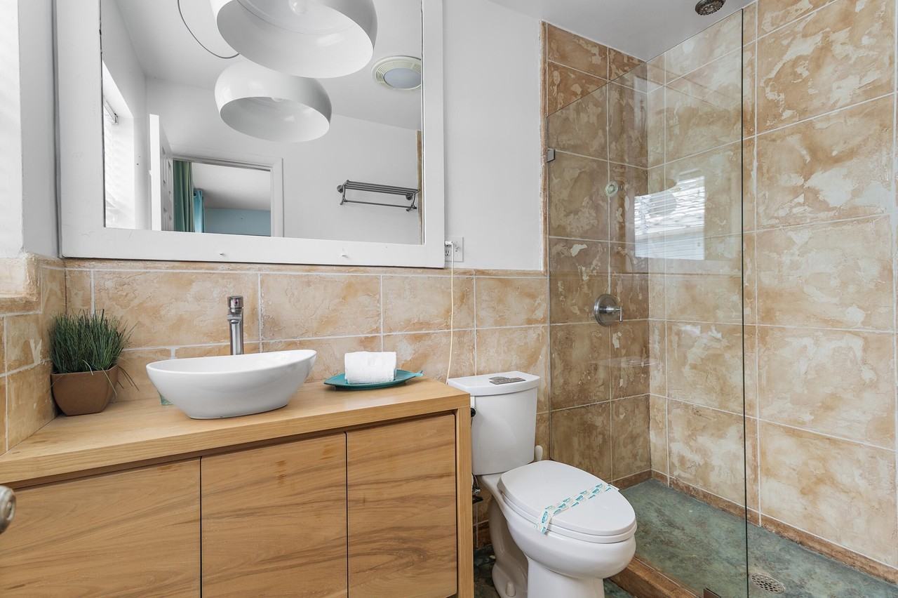1601 S Palmway - Photo 2 of 40