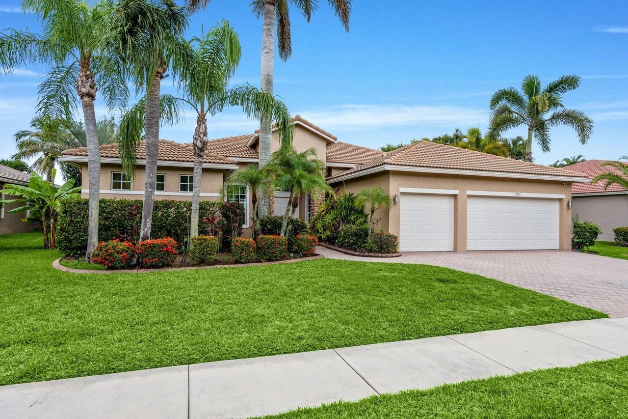 9919 Royal Cardigan Way - Photo 2 of 50
