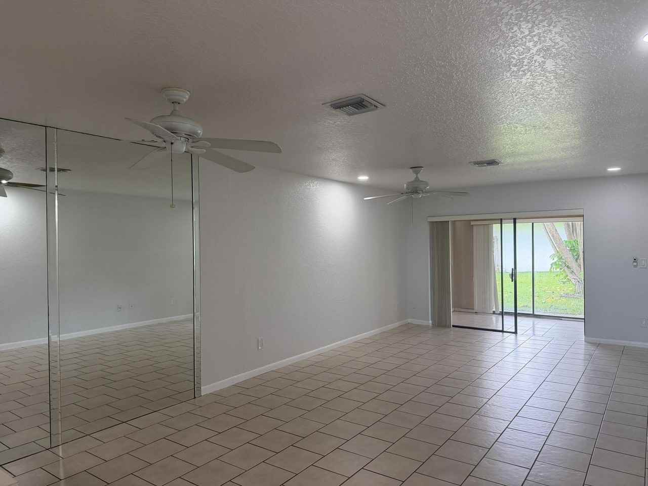 4814 Paulie Ct - Photo 3 of 25