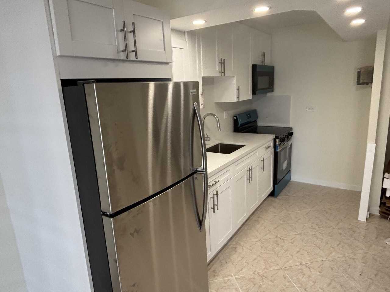 250 174th St #910 - Photo 5 of 5