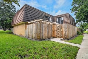 featured image of 2427 24th Ln