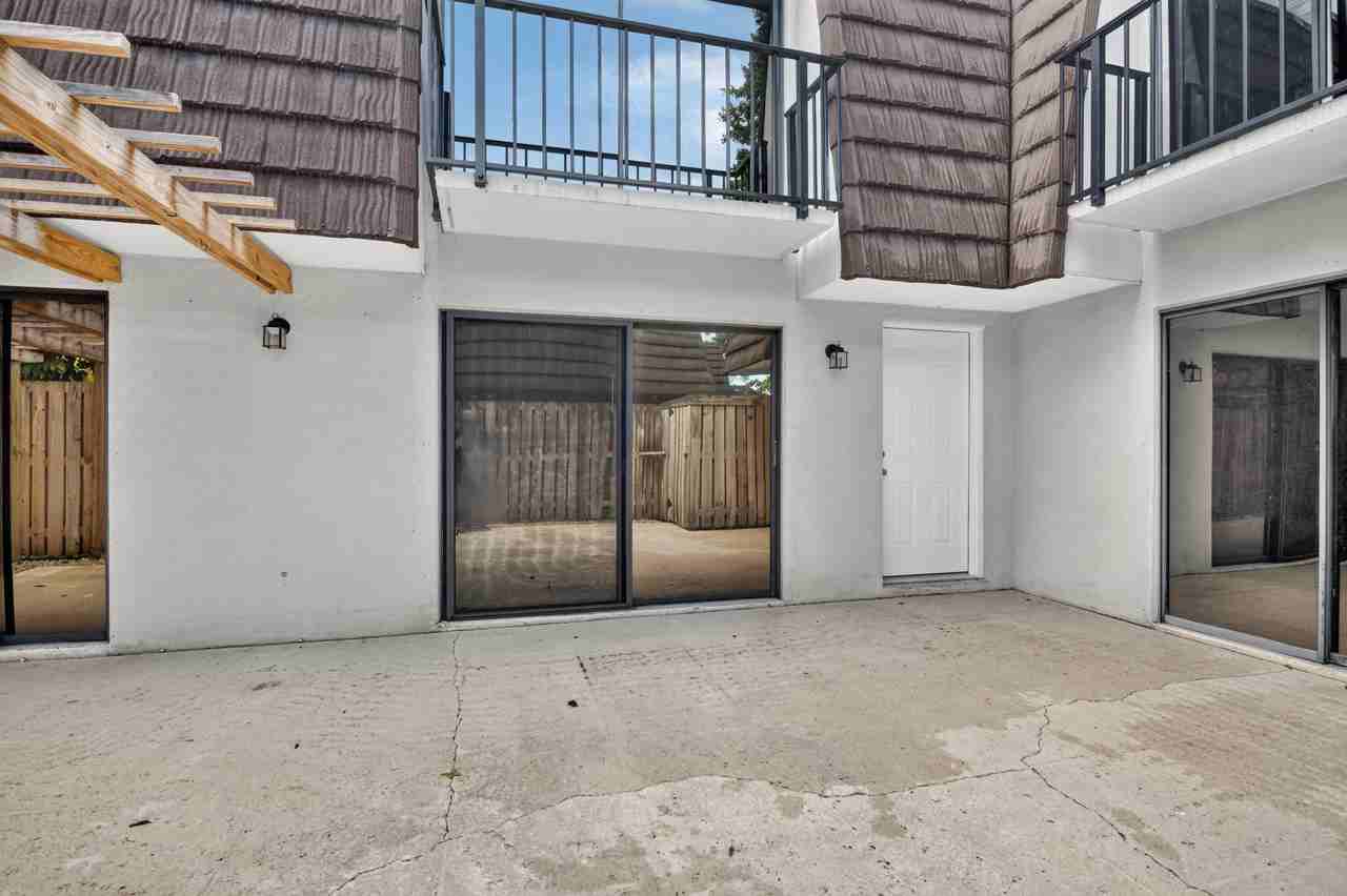 2427 24th Ln - Photo 5 of 38
