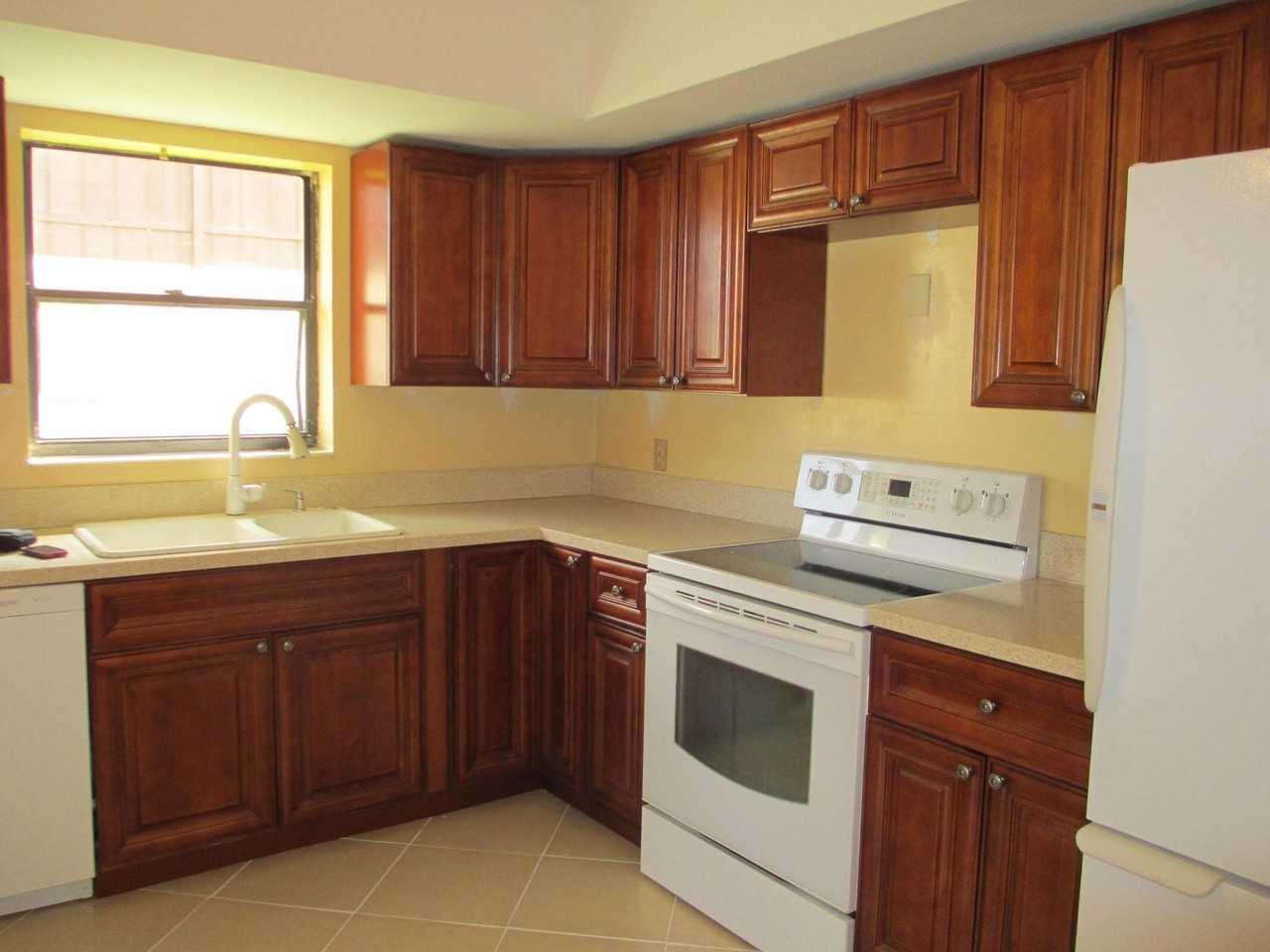 3757 Mil Pond Ct - Photo 3 of 6