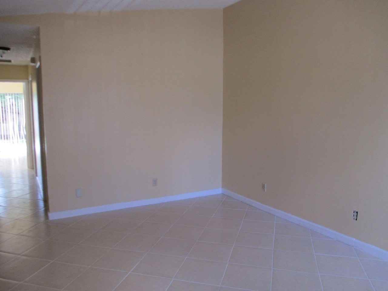 3757 Mil Pond Ct - Photo 4 of 6