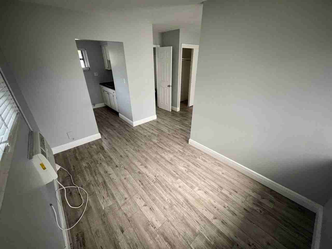 1150 W Blue Heron Blvd #7 - Photo 3 of 5