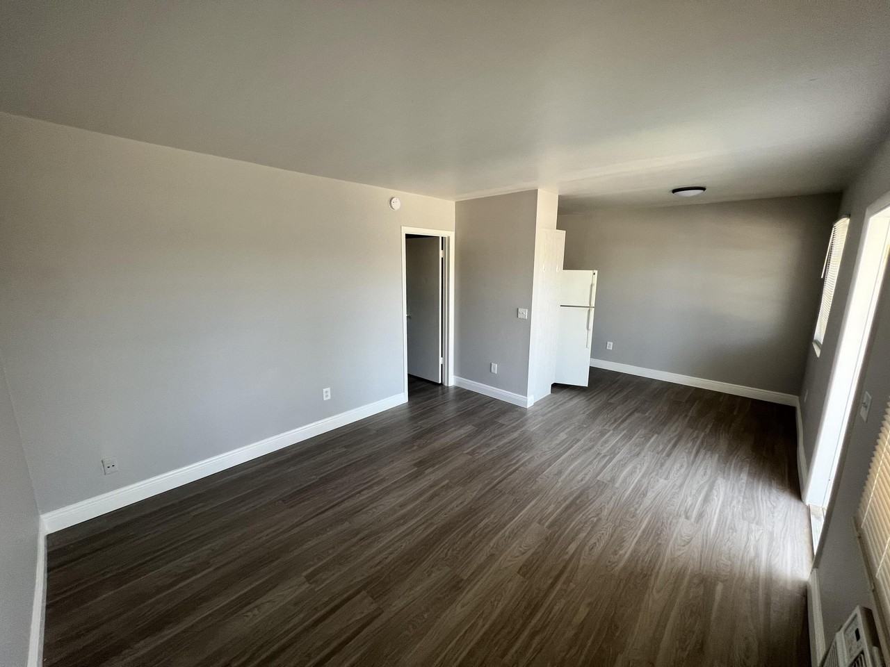1502 N Federal Hwy #2 - Photo 2 of 8
