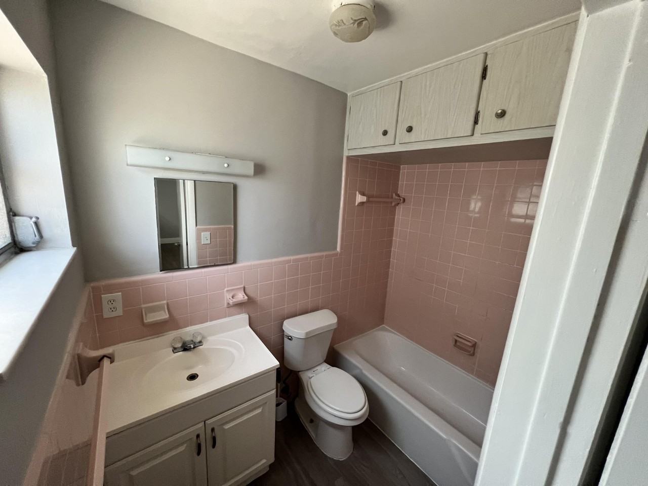 1502 N Federal Hwy #2 - Photo 7 of 8
