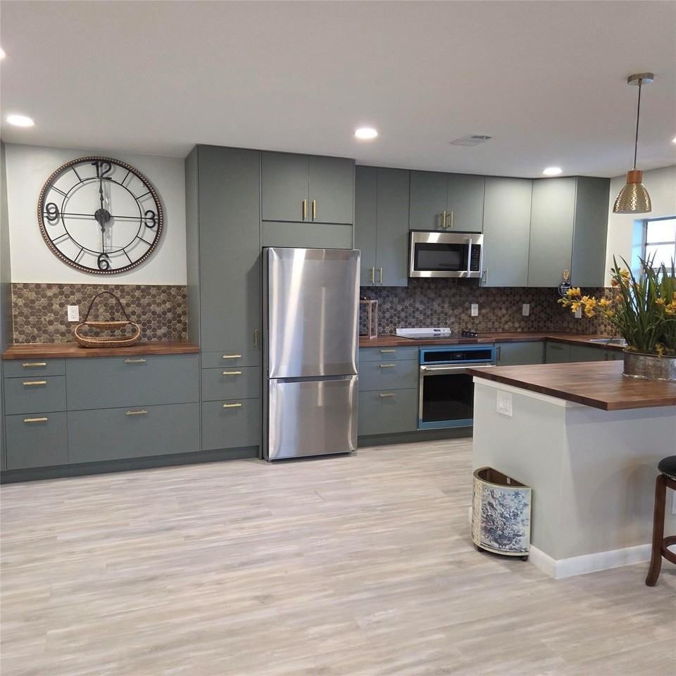 5385 Lakefront Blvd #A - Photo 5 of 31