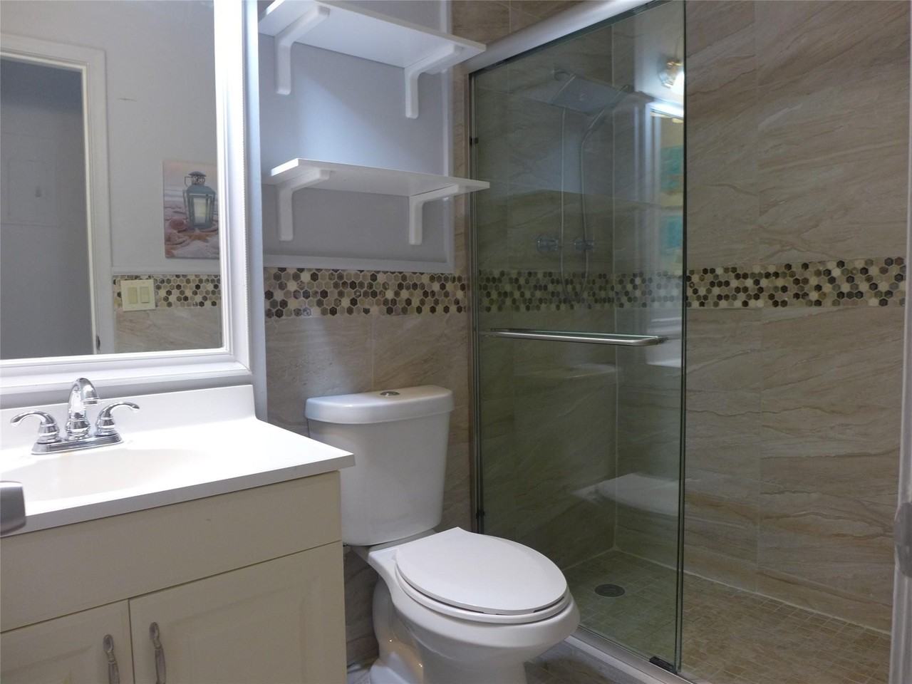 2810 Sw Natura Blvd #D - Photo 4 of 12