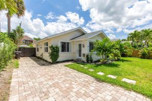 featured image of 210 Malverne Rd