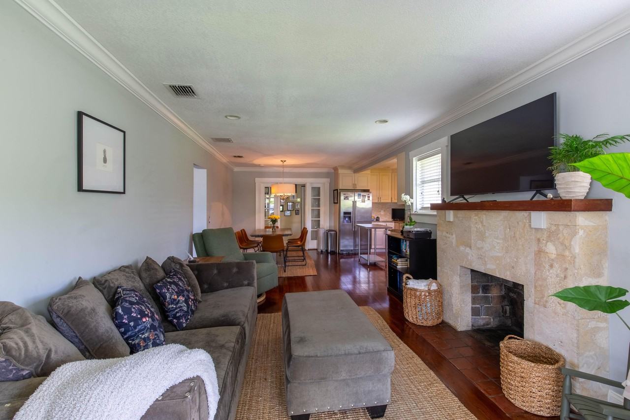 210 Malverne Rd - Photo 7 of 45