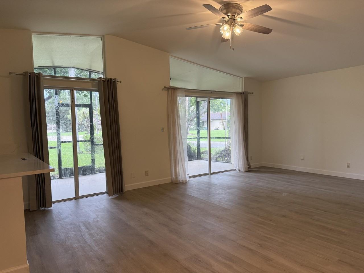 11698 Timbers Way - Photo 4 of 36