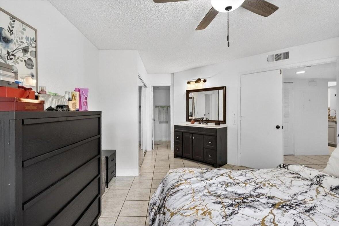 1548 Se Royal Green Cir #206 - Photo 6 of 7