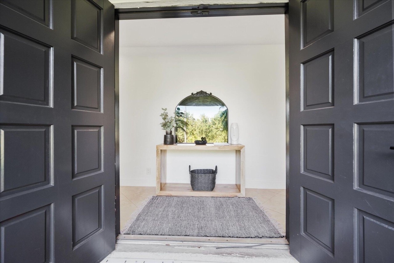 12638 Quercus Ln - Photo 4 of 44
