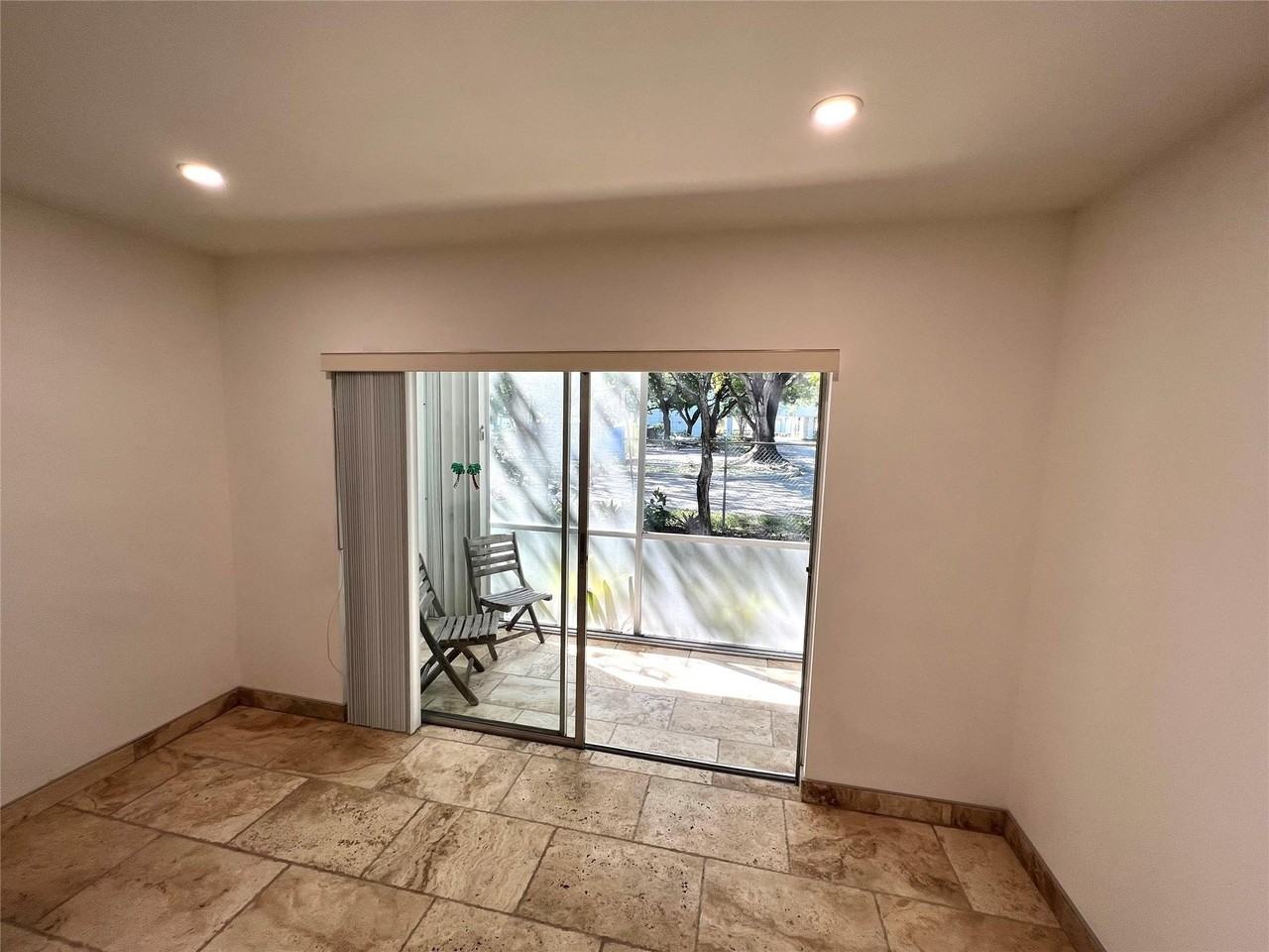 2250 Ne 66th St #1508 - Photo 4 of 30