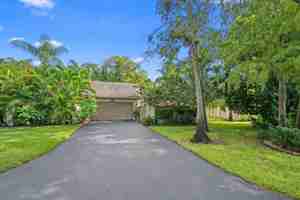 featured image of 12659 Shady Pines Ct