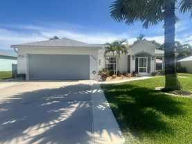 2362 Se Maslan Ave - Photo 1 of 1