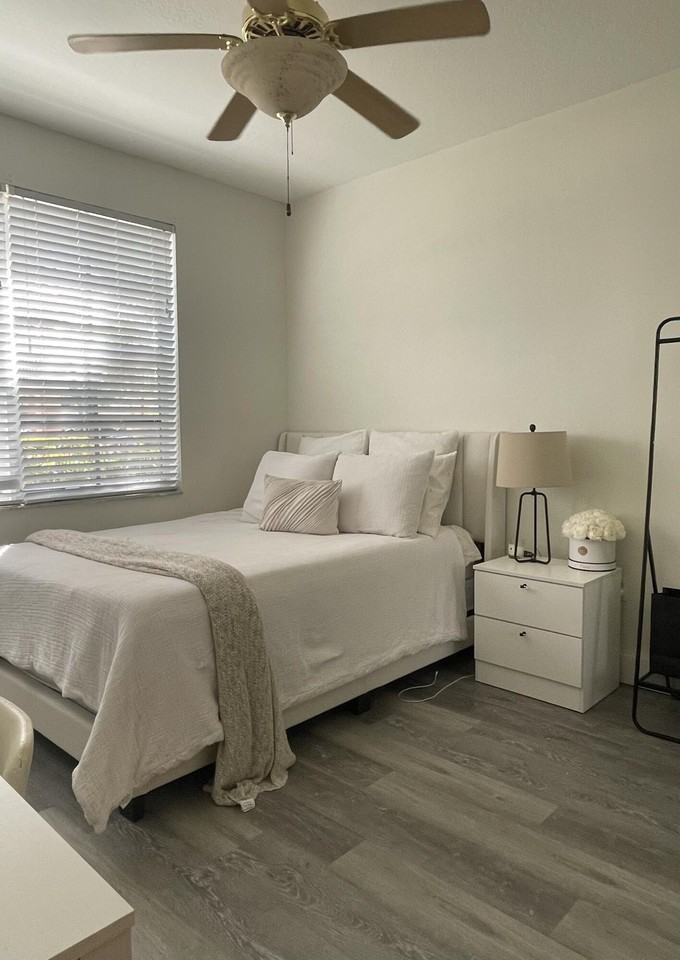 1116 University Blvd #11 - Photo 5 of 11