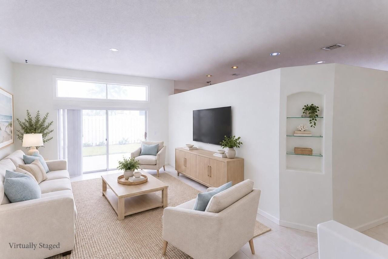 6788 Las Colinas St - Photo 4 of 21