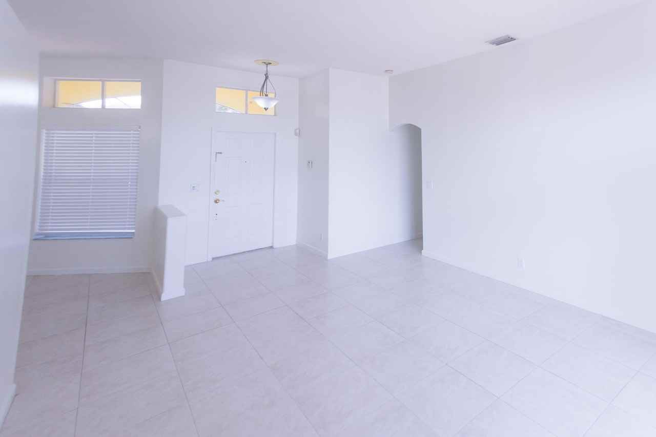 6788 Las Colinas St - Photo 6 of 21