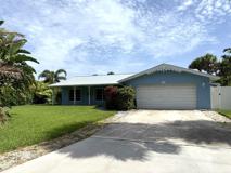 1916 Coconut Dr - Photo 1 of 1