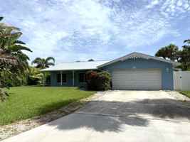 featured image of 1916 Coconut Dr