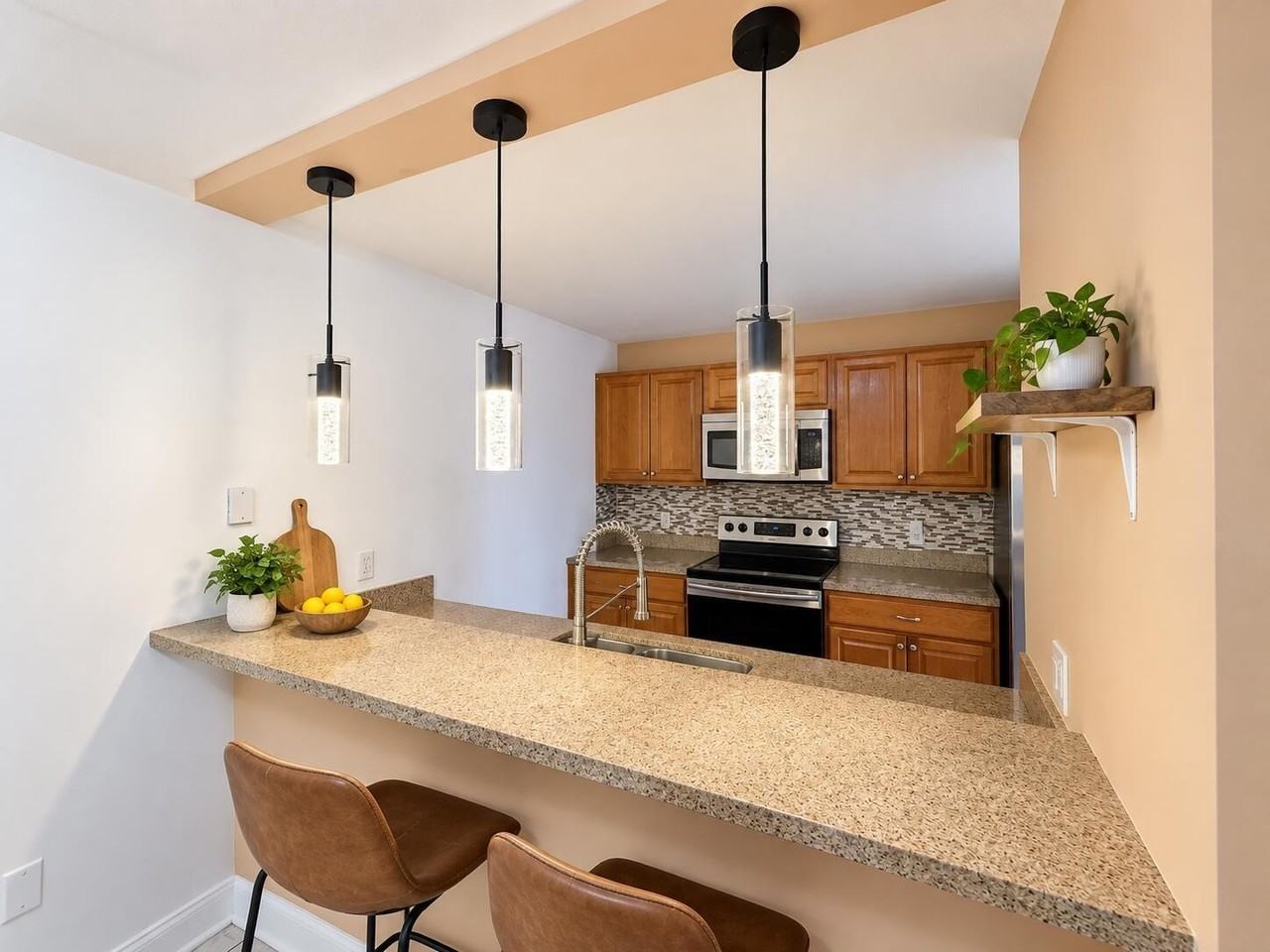 3308 33rd Way - Photo 2 of 9