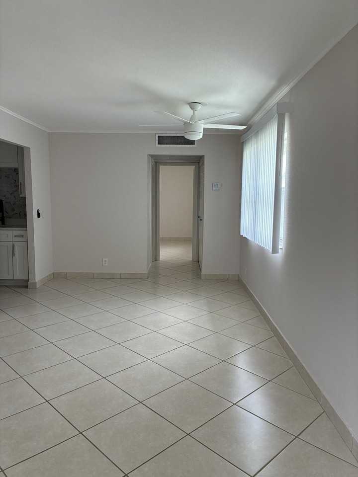 511 Monaco K - Photo 6 of 31