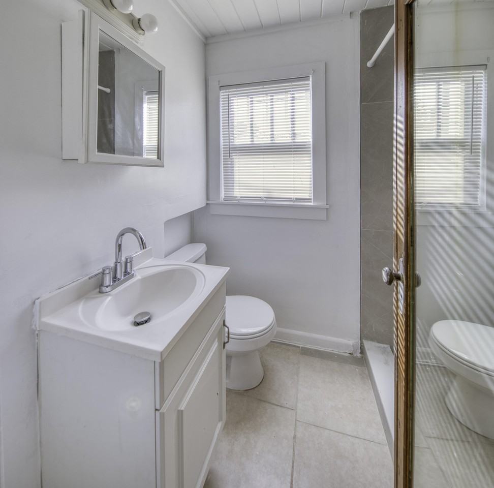 225 S K St #2 - Photo 5 of 9