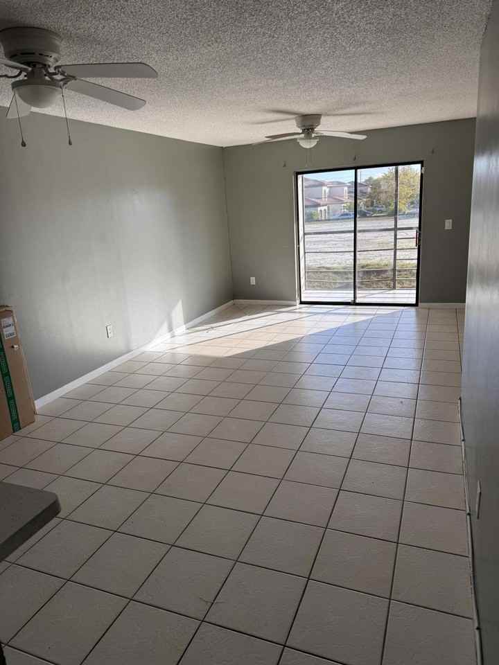 20735 Ne 8th Ct #206-12 - Photo 3 of 12