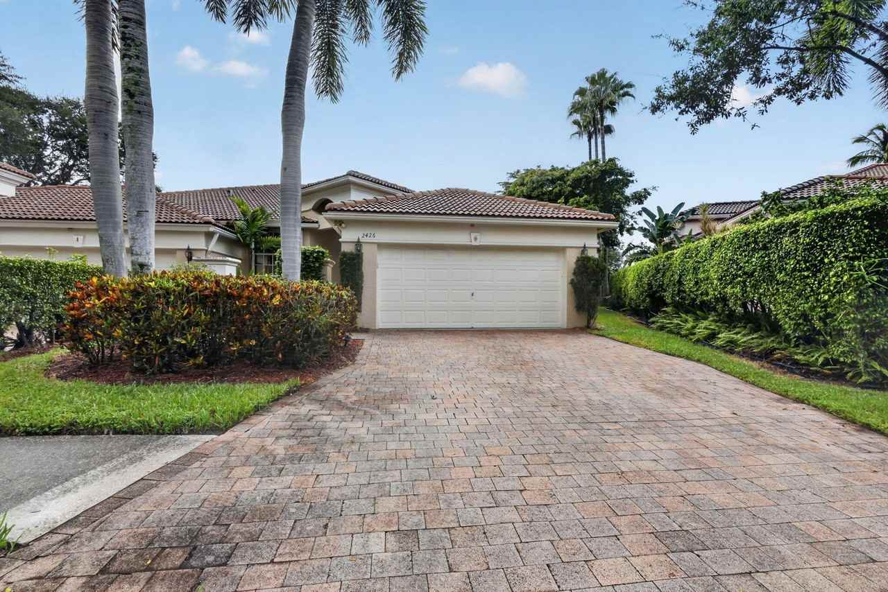 2426 Sandy Cay - Photo 3 of 50