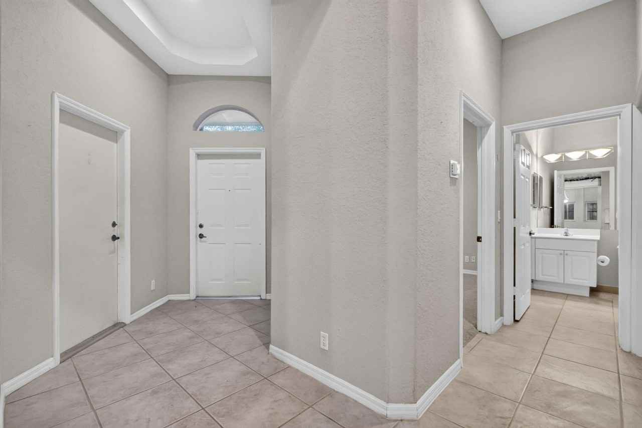 2426 Sandy Cay - Photo 7 of 50