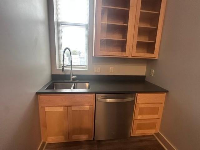 119 2nd Ave Ne #3 - Photo 4 of 12