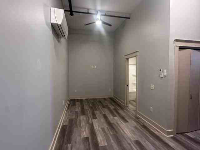119 2nd Ave Ne #3 - Photo 5 of 12
