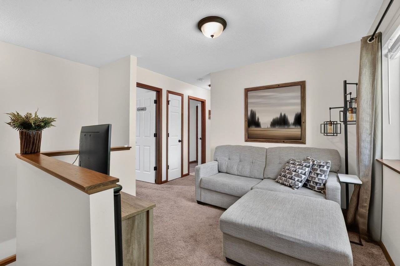 5155 61st St Nw - Photo 2 of 36