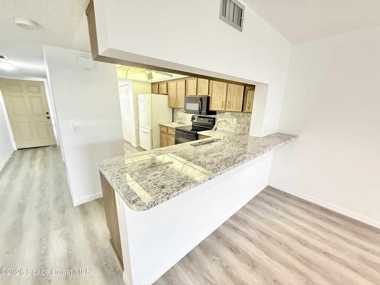840 N Atlantic Ave #C303 - Photo 6 of 34