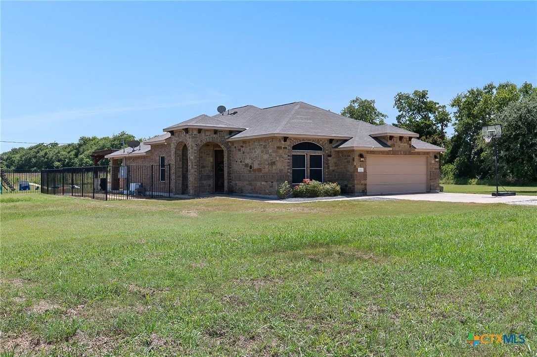 200 200 County Road 453 A - Photo 2 of 40