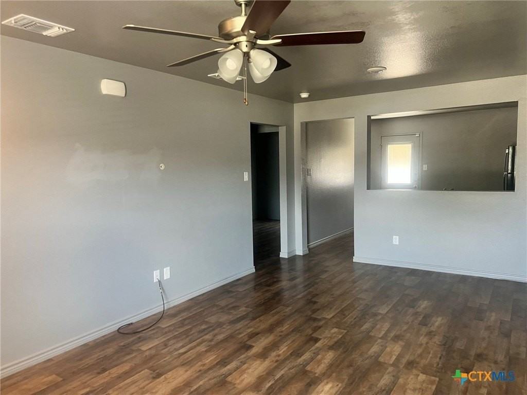 2814 Leroy Cir #B - Photo 3 of 16