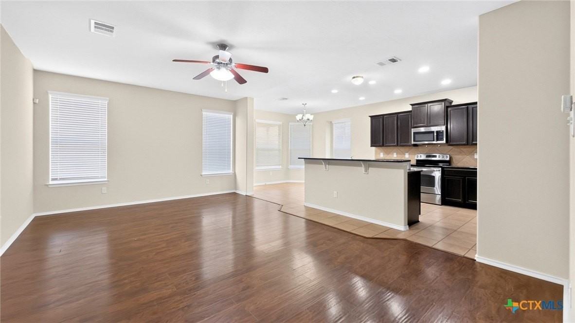 3403 Cricklewood Dr - Photo 2 of 14