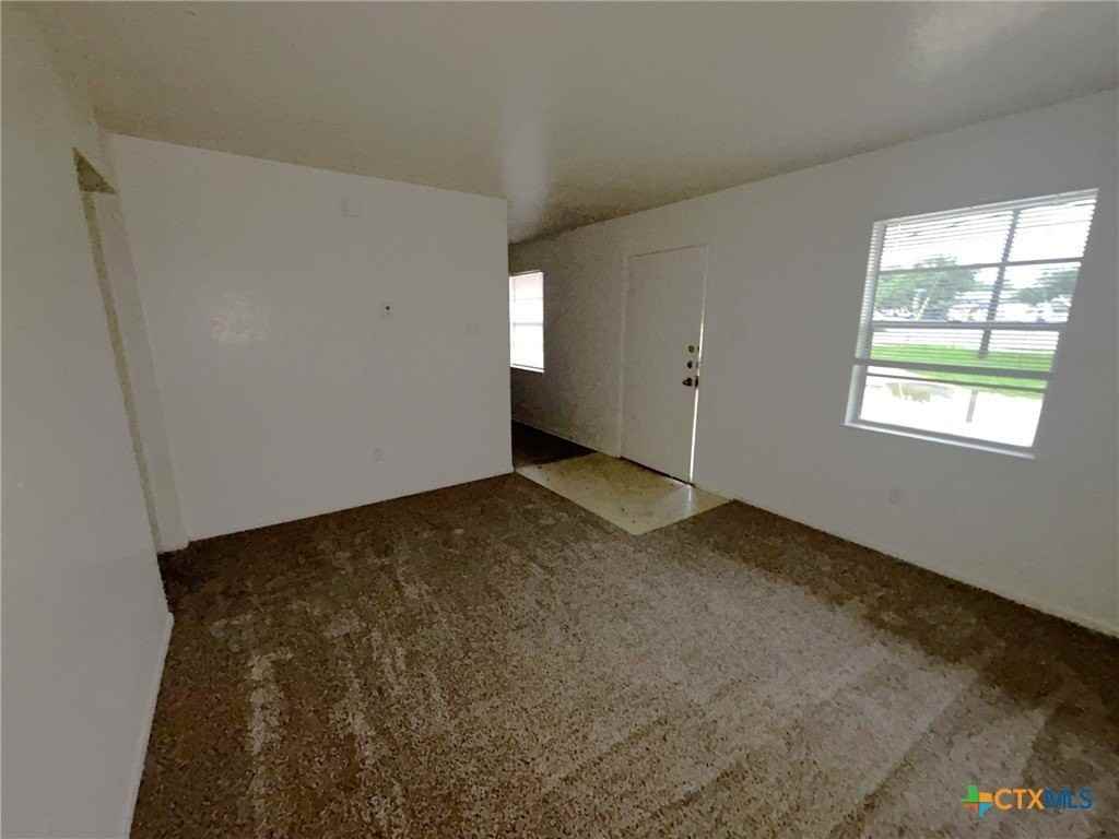702 N 1st St #3 - Photo 2 of 5