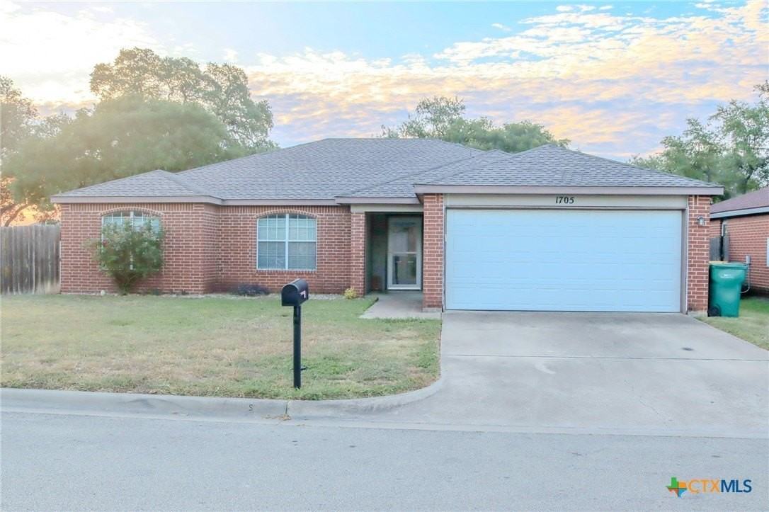1705 Liberty Hill Dr - Photo 2 of 36