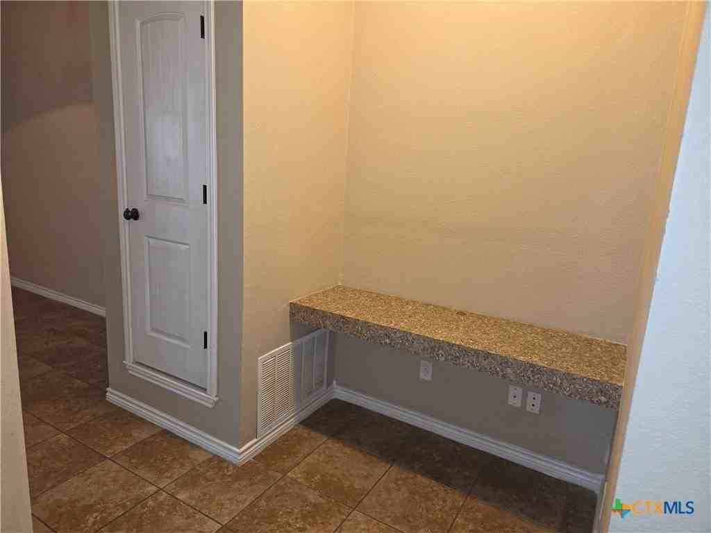 607 Paseo Del Plata - Photo 5 of 11