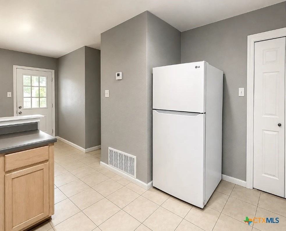 2907 Cantabrian Dr #C - Photo 5 of 11