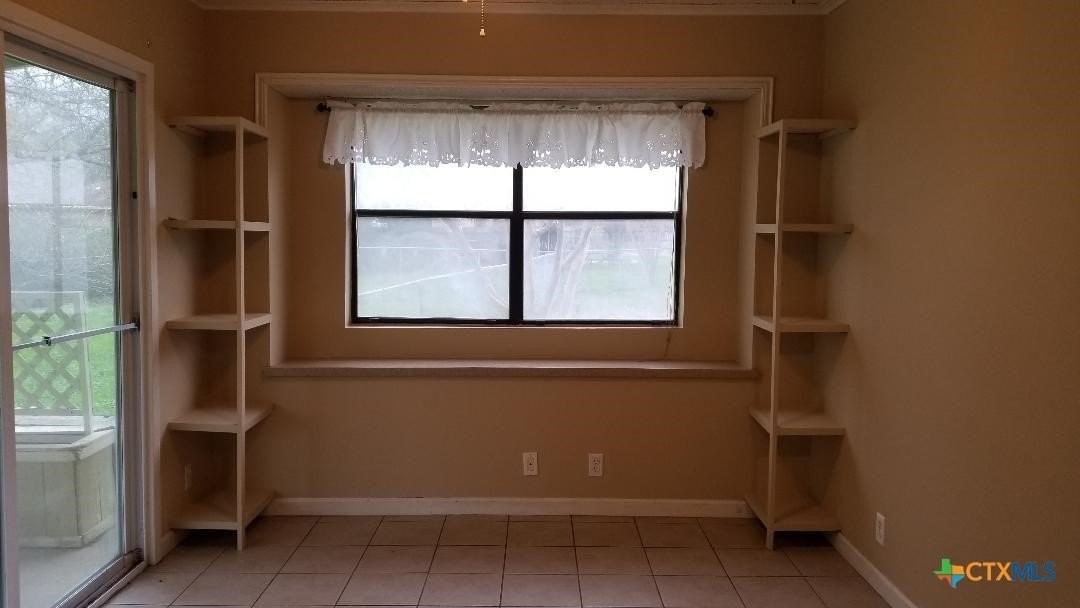 19 Sun Flower Cir - Photo 6 of 10