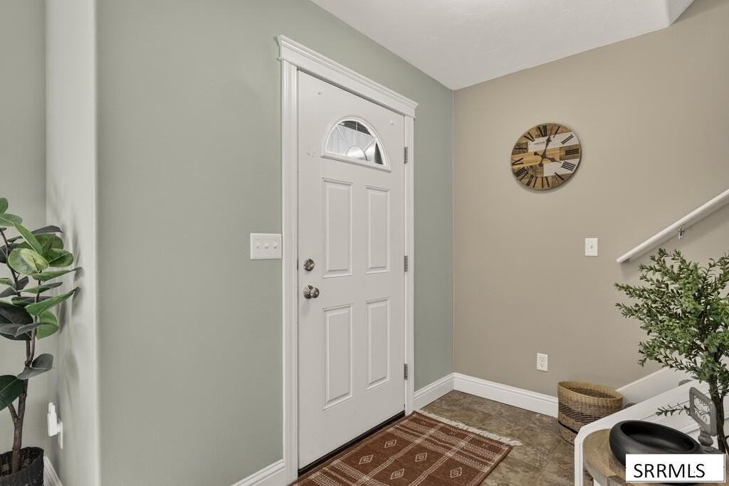 1150 Hammerstone Dr - Photo 5 of 50