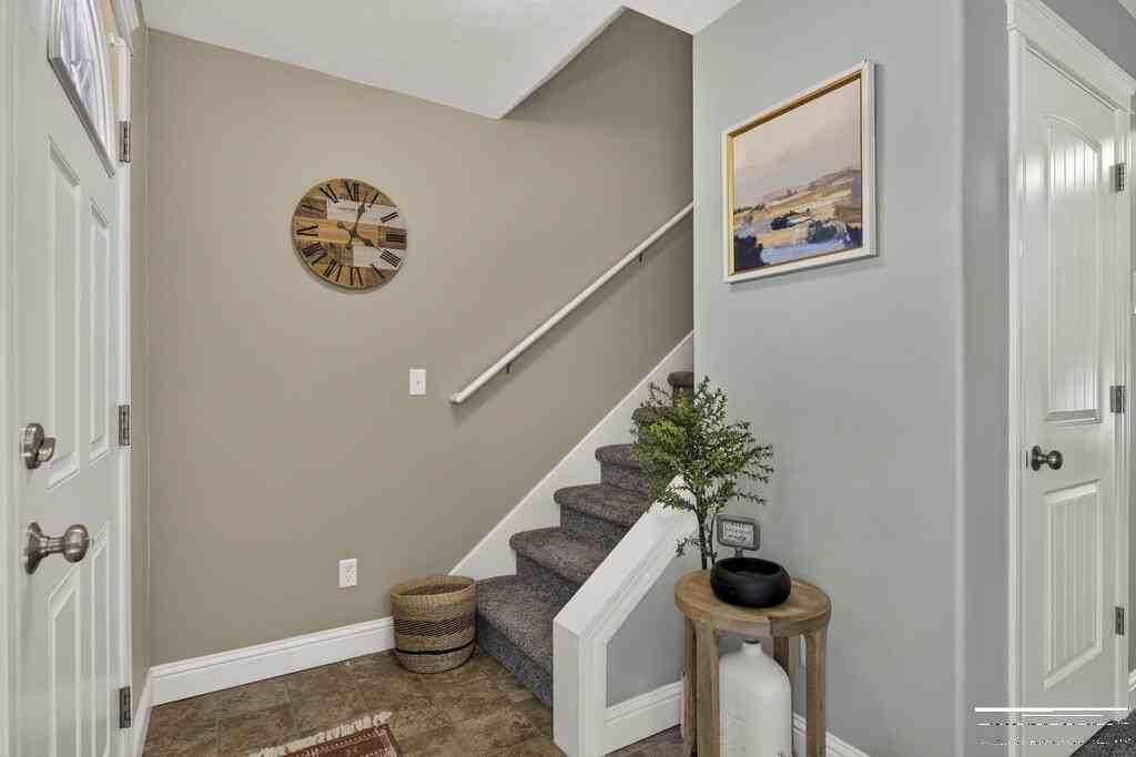 1150 Hammerstone Dr - Photo 6 of 50