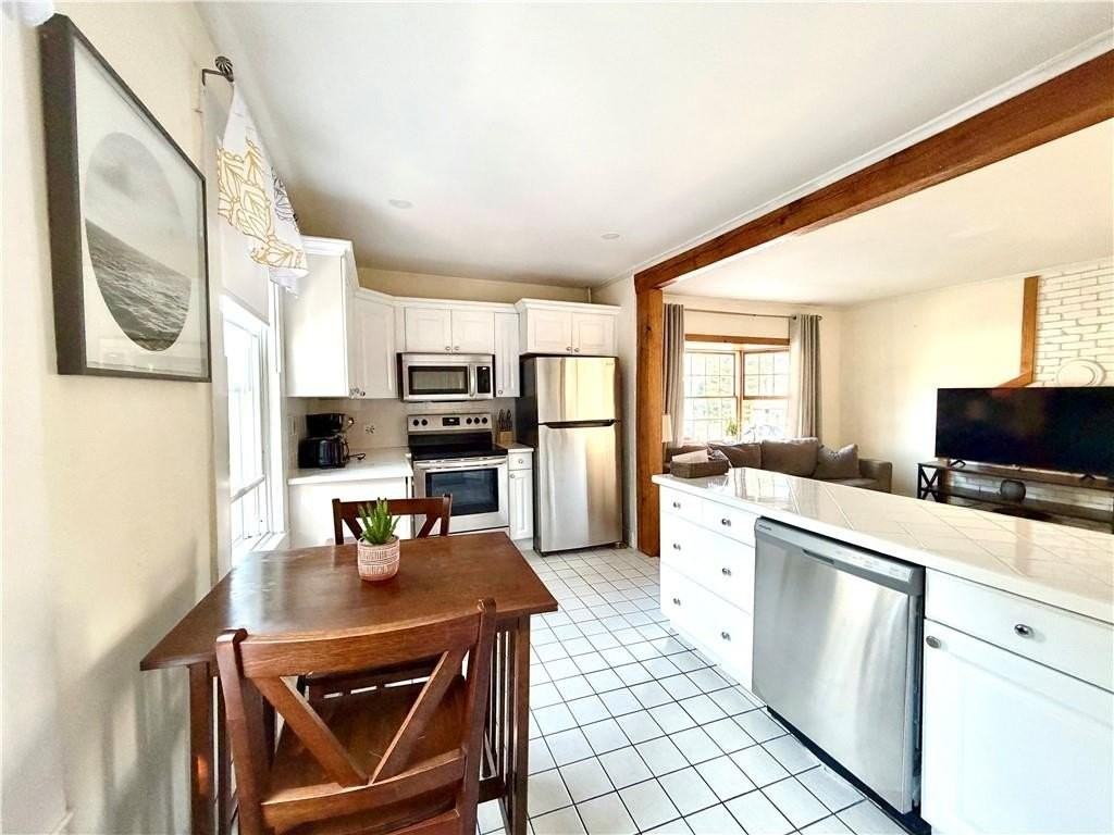 13 Holland St #1 - Photo 5 of 24