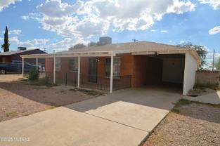 2362 S Jefferson Ave - Photo 1 of 1